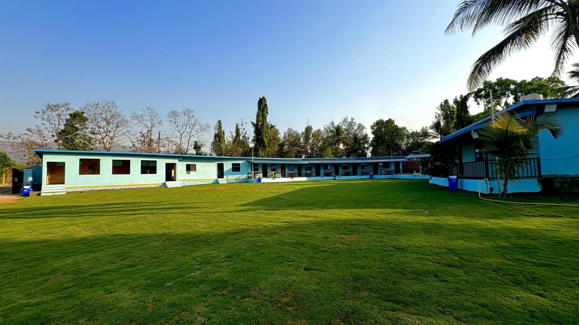 Deep Bhavani Resort Карджат Екстер'єр фото
